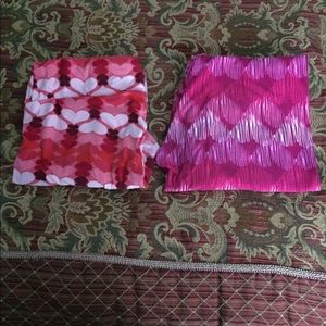 Lula Roe Tall Curvy Valentine leggings (2 pairs)